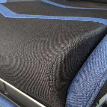 Scaun gaming Arka Line B61 textil negru albastru cu suport picioare